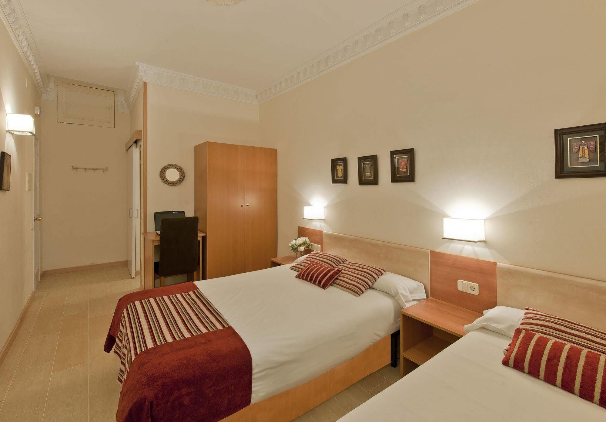 Gæstehus Hostal Central Barcelona 2*